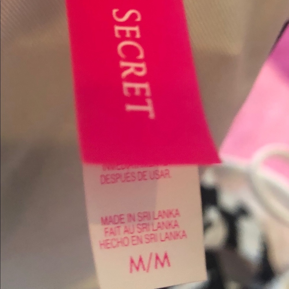 Victoria’s Secret Bikini & White Old Navy Bottom - Picture 5 of 5
